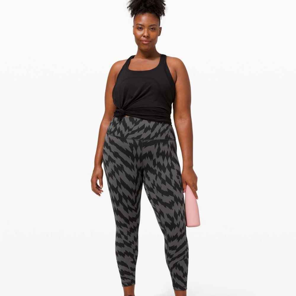 Lululemon Wunder Train High-Rise Tight 25"
Voltage Graphite Grey Black | Sz 10